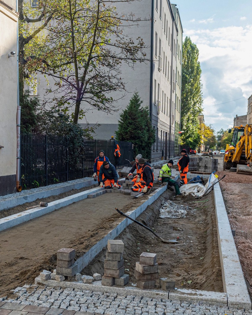 Remont ulicy Lipowej na półmetku. Co zostało do zrobienia? ZDJĘCIA