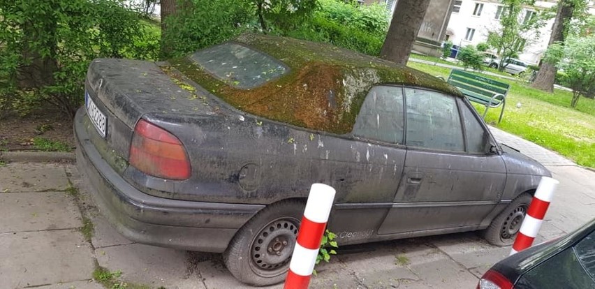 Kraków. Straż miejska usunęła auto-mutant z Nowej Huty