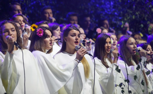 Z powodu pandemii koronawirusa, koncert Jednego Serca Jednego Ducha przeniesiono z czerwca (tradycyjnie odbywał się w Boże Ciało) na przedostatni weekend września.