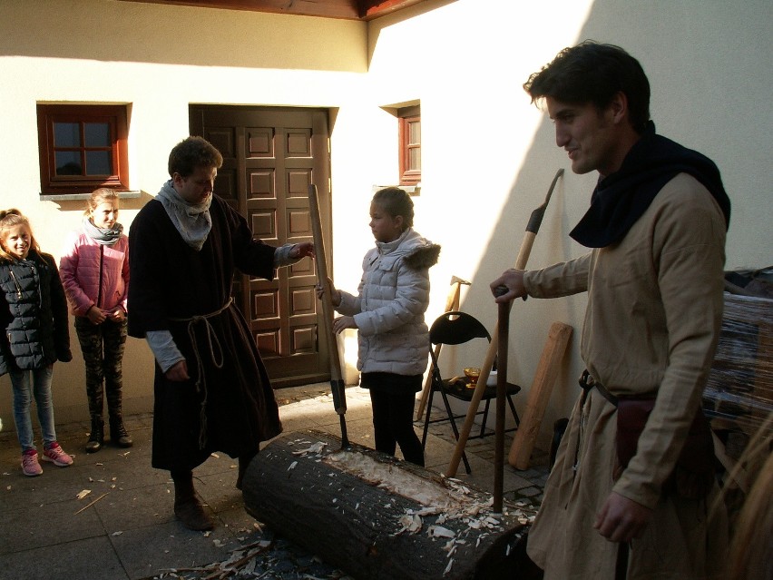 Przasnysz. Warsztaty bartnicze w muzeum