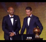 Złota Piłka dla Ronaldo. FIFA nagrodziła Portugalczyka. Na Ronaldo głosował Lewandowski (FILM)