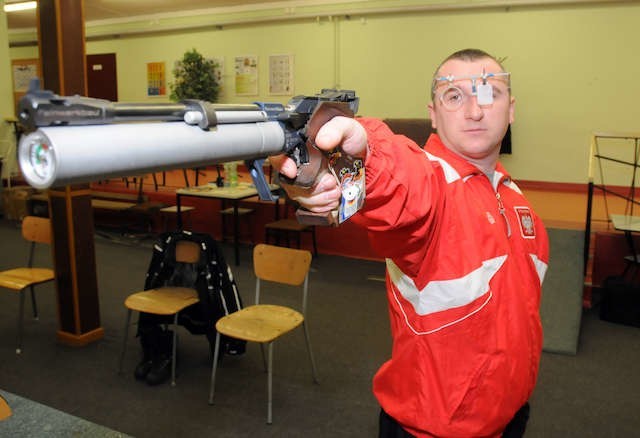 Wojciech Knapik znów liczy się w światowej elicie pistoletu pneumatycznego (10 m)