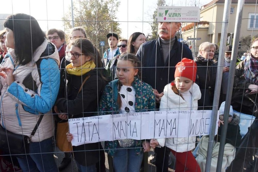 O godz. 11.11 z ul. Solnej wystartował Bieg Niepodległości....