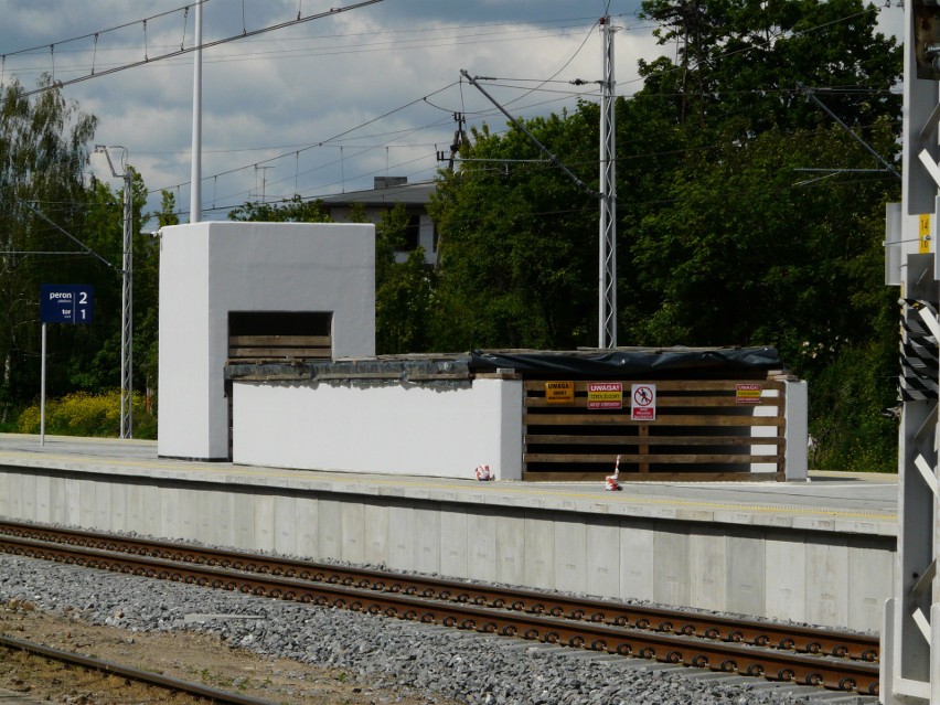 Dworzec PKP w Pabianicach. Najnowsze zdjęcia remontowanego dworca ZDJĘCIA