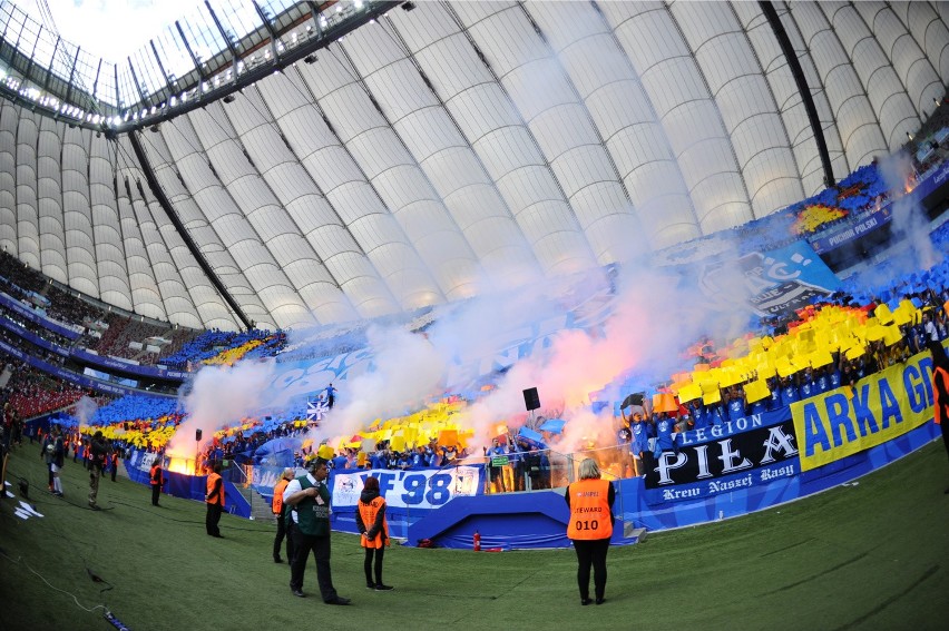 Legia Warszawa pokonała w finale Lecha Poznań na Stadionie...