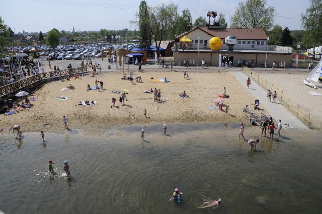 Nad Pogorią III o każdej porze roku jest pełno amatorów wypoczynku w plenerze