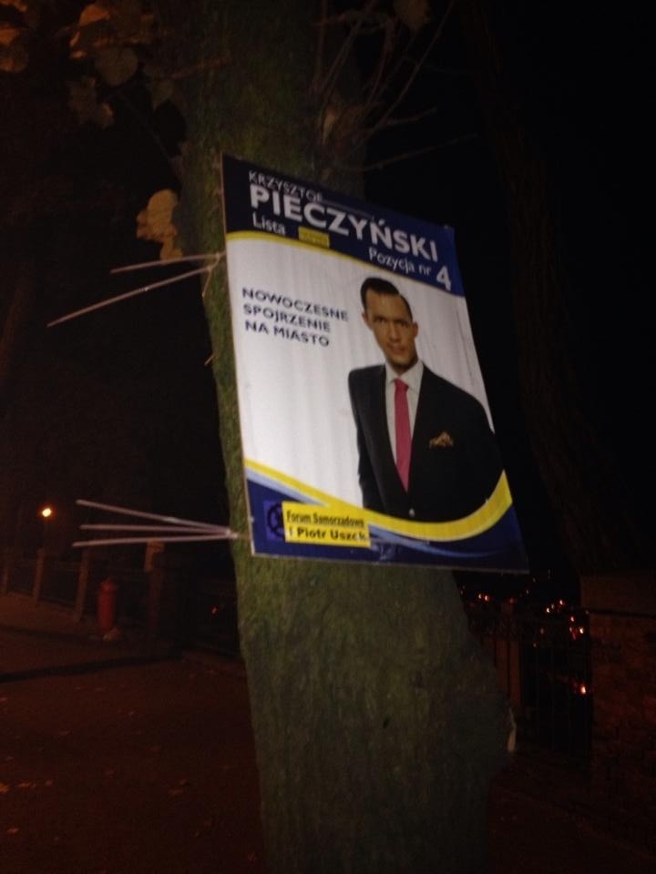 Plakaty wyborcze w Ligocie i na MDK w Podlesiu