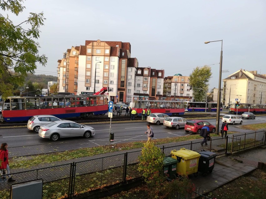 Do awarii tramwaju doszło około godz. 6.30. Kursowanie...