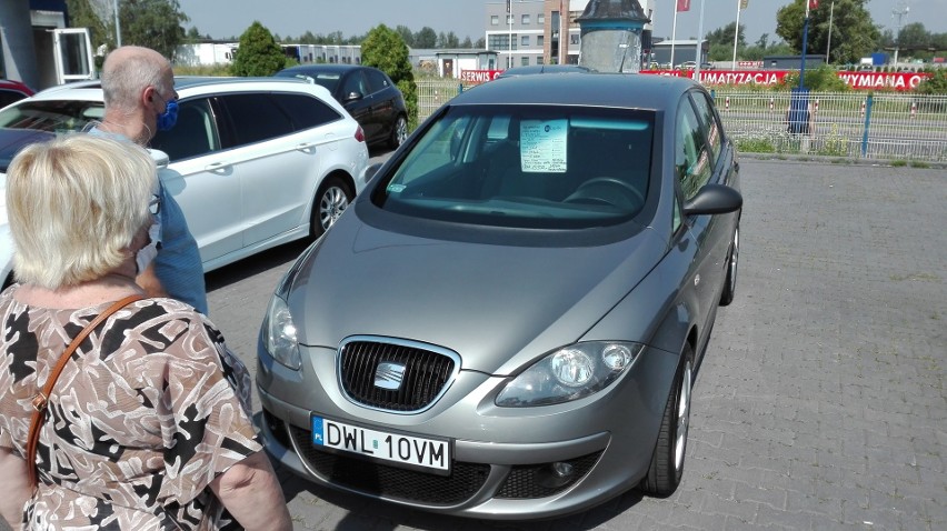 Seat Toledo, rocznik 2008 - cena 13,900 zł....