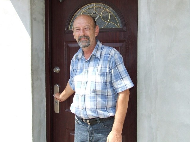 Sołtys Grzegorz Stolarski zapewnia, że drzwi jego domu są zawsze otwarte dla mieszkańców