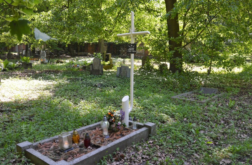 Cmentarz przy ulicy Wrocławskiej w Opolu wpisany do rejestru zabytków