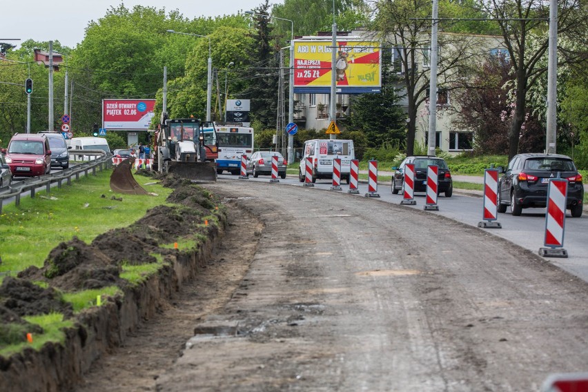 Wakacyjne remonty w Gdyni. Zmiany ruchu drogowego, funkcjonowania parkingów i kursów autobusów