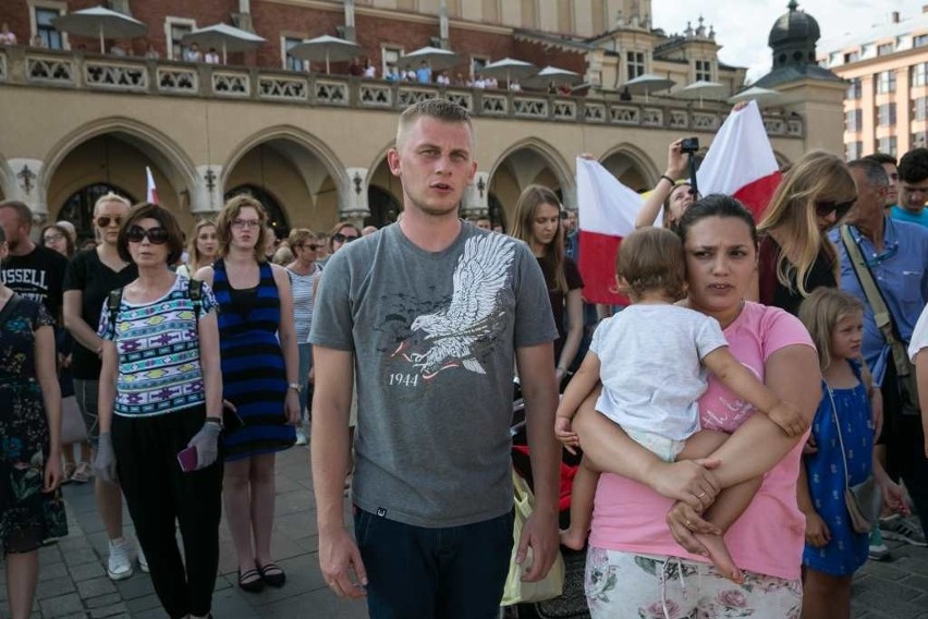 Tak Kraków uczcił 74. rocznicę wybuchu Powstania Warszawskiego