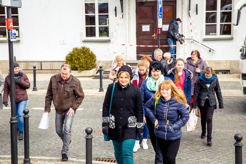 Dzieci z Litwy przyjechały na Wielkanoc. Spędzą piękne święta u rodzin nie tylko z Podlasia [WIDEO, ZDJĘCIA]