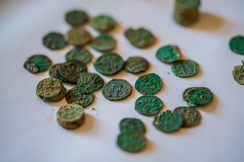 Nowy Sącz. Archeolodzy badają skarby z zamkowego wzgórza