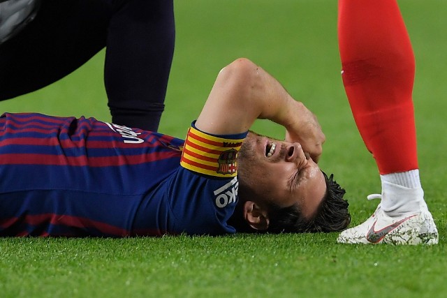 Kontuzja Leo Messiego w meczu Barcelona - Sevilla