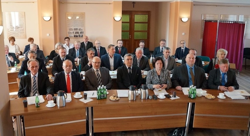 Pierwsza sesja Rady Powiatu Inowrocławskiego kaden...