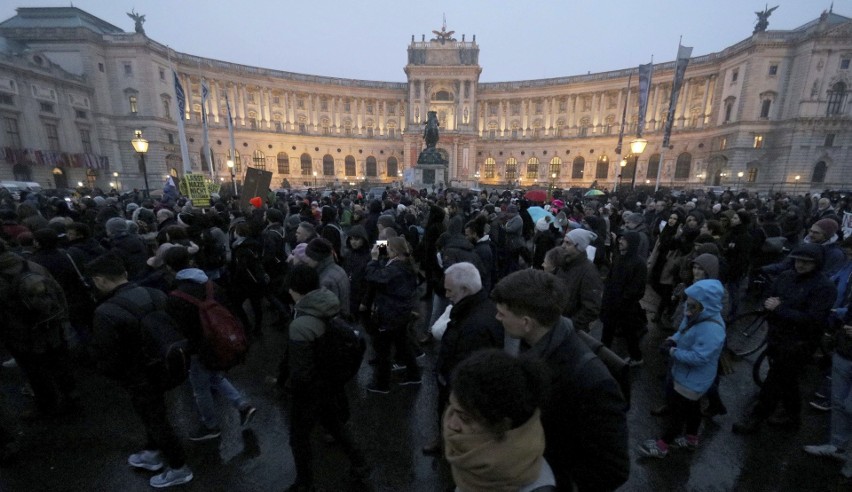Protest przeciwko rządowi w Wiedniu