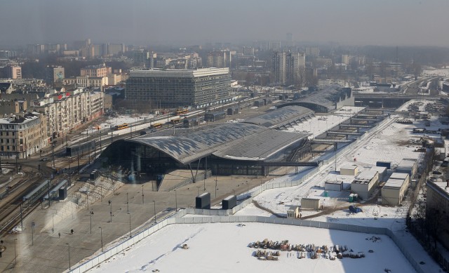 Łódź jest miastem zasmogowanym?Chwilowo nie. Przyszło ocieplenie i zanieczyszczenia, które skumulowały się w trakcie silnych mrozów ustąpiły. Ale na początku tygodnia czujniki zanieczyszczeń pokazywały nawet 800- 1,2 tys. procent normy. Epizod smogowy trwał zaledwie trzy-cztery dni, ale zdrowie łodzian było zagrożone.CZYTAJ DALEJ >>>>..