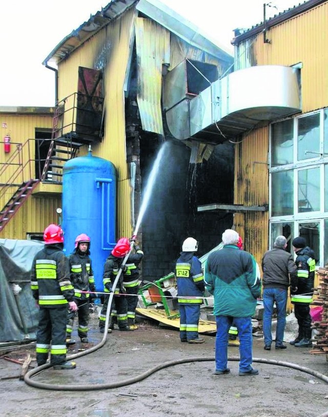 W marcu ubiegłego roku doszło do wielkiego pożaru w stolarni w Laskowicach. Było dziewięciu rannych