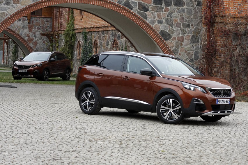 Peugeot 3008...