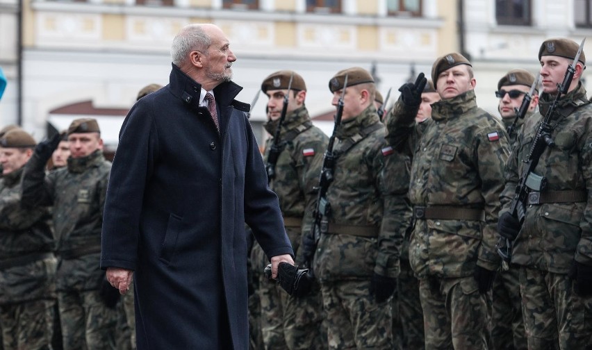 Minister Antoni Macierewicz zdecydował, że Dowództwo...