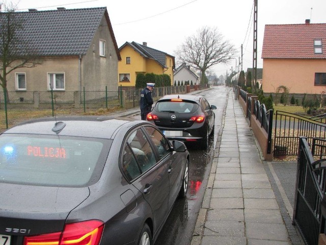 W ciągu kilku godzin funkcjonariusze ujawnili blisko 40 wykroczeń. Wszystkie były związane z przekroczeniami dozwolonej prędkości.