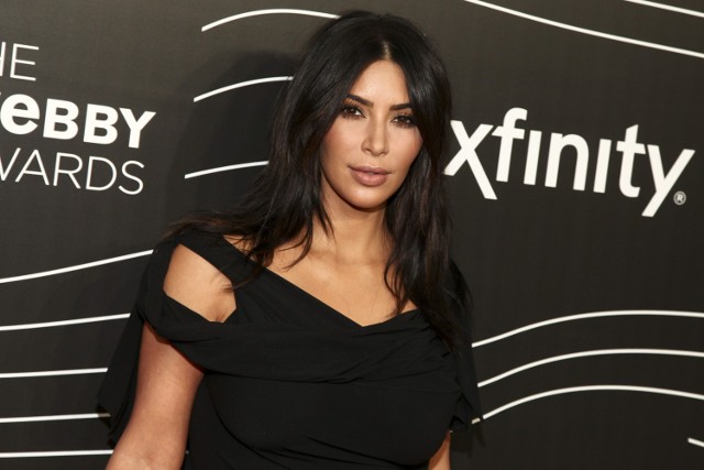 Celebrytka Kim Kardashian podczas 20. gali rozdania nagród Webby Awards w Nowym Jorku 16 maja 2016r.