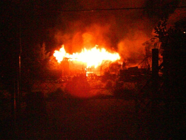 Pożar w Sianowie. Płonęły budynki gospodarcze.