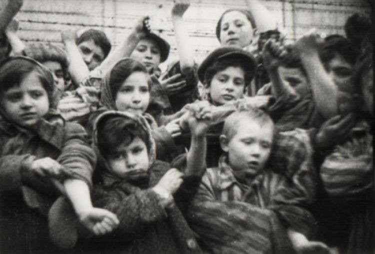 Oświęcim. Obchody 75. rocznicy wyzwolenia obozu Auschwitz-Birkenau RELACJA LIVE 