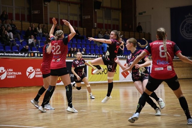 Zawodniczki Korony Suzuki Handball przegrały w Chorzowie.