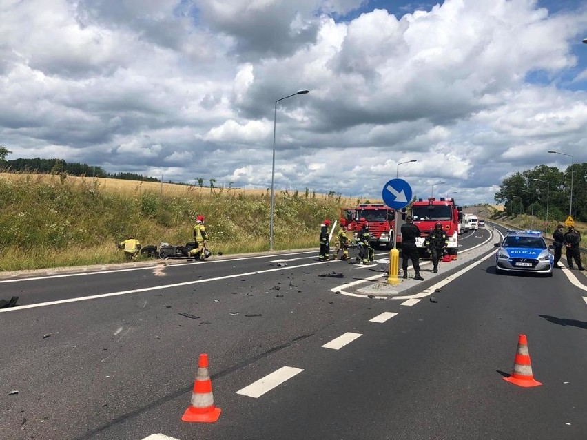 Olecko. Wypadek na obwodnicy. Motocyklista ranny (zdjęcia)