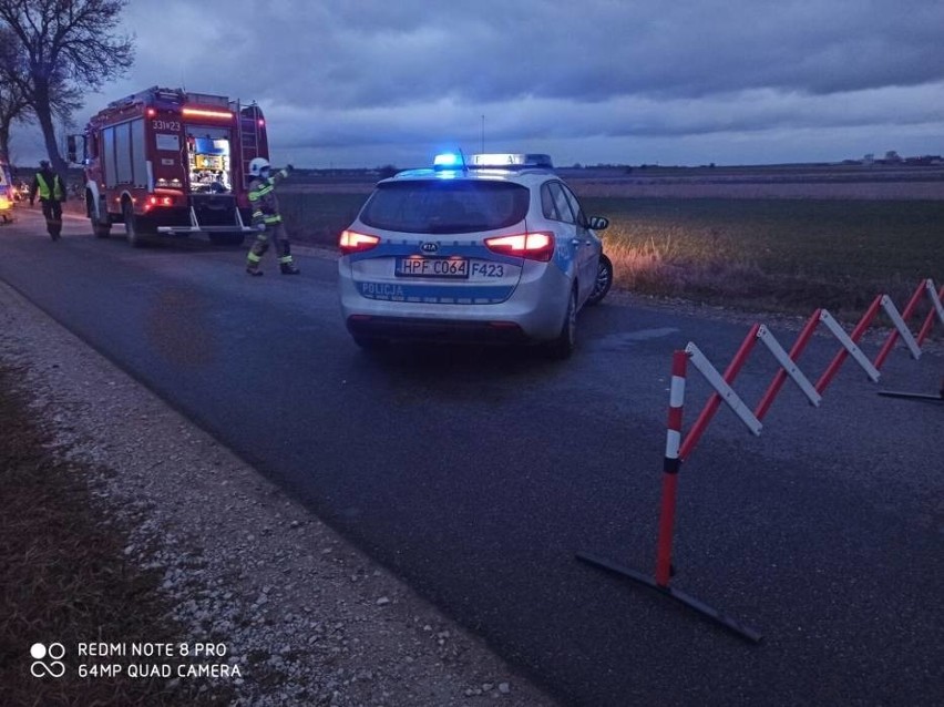 Na miejscu zginęła 24-letnia kobieta i niespełna roczne...