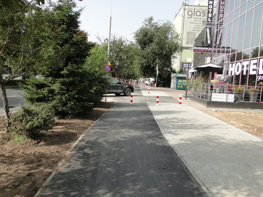 Kończy się budowa ścieżki rowerowej w centrum Radomia. Pozostały kosmetyczne prace. Zobaczcie zdjęcia