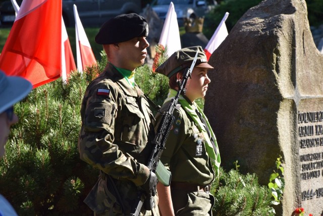 Zielona Góra pamięta o powstaniu warszawskim. W sobotę, 1 sierpnia, o godzinie „W” w mieście zawyły syreny, a na zielonogórskiej nekropolii przy ul. Wrocławskiej odbyły się uroczystości upamiętniające 76. rocznicę tego patriotycznego zrywu.