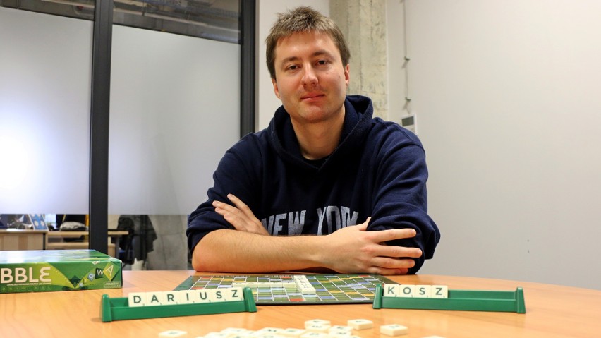 Dr Dariusz Kosz gra w Scrabble od małego. Zaczęło się, od...