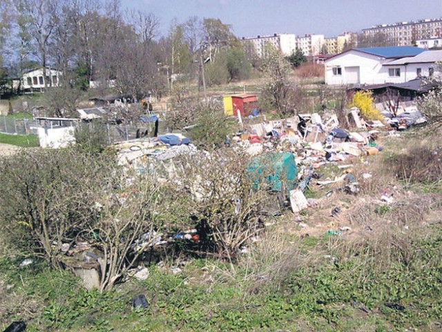 A to widok z wiaduktu przy ul. Lechickiej w Koszalinie. &#8211; Oto pięknywidok z nowego wiaduktu przy ulicy Lechickiej &#8211; nowy łącznik do ulicySzczecińskiej &#8211; wyjasnia Czytelnik.