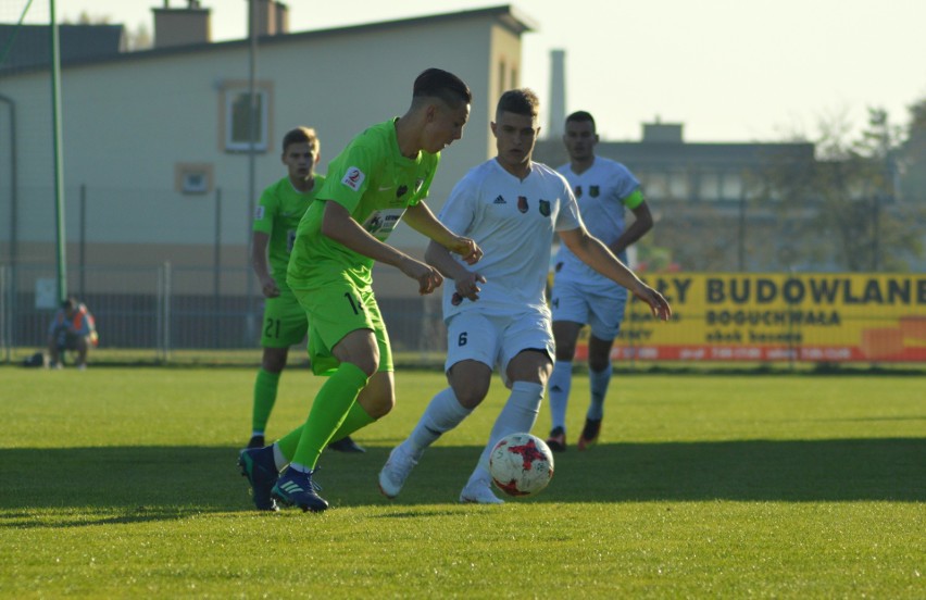 Stal Stalowa Wola pokonała w Boguchwale Rozwój Katowice 4:0....