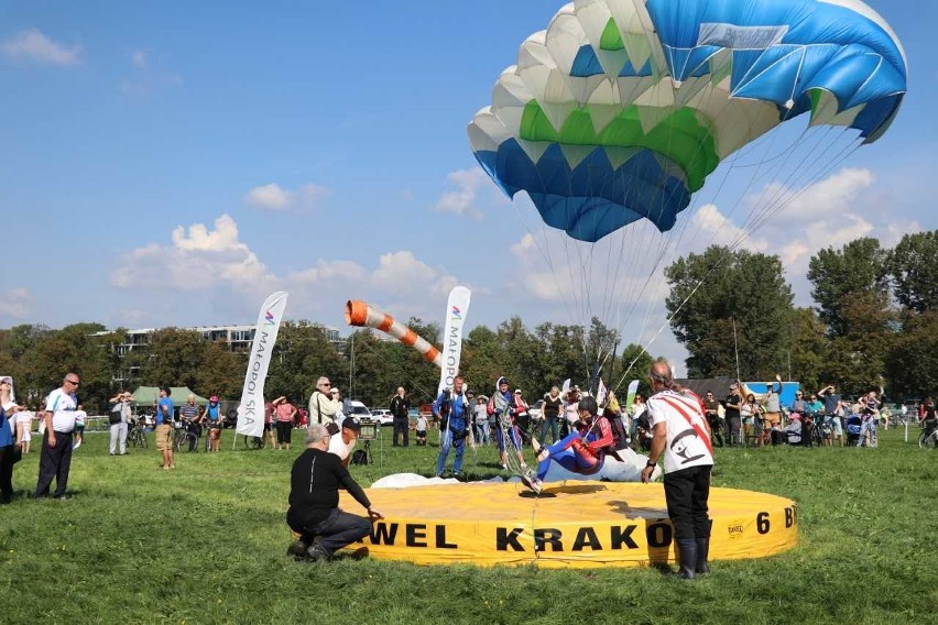 Bardzo udany sezon spadochroniarzy Wawelu Kraków [ZDJĘCIA]