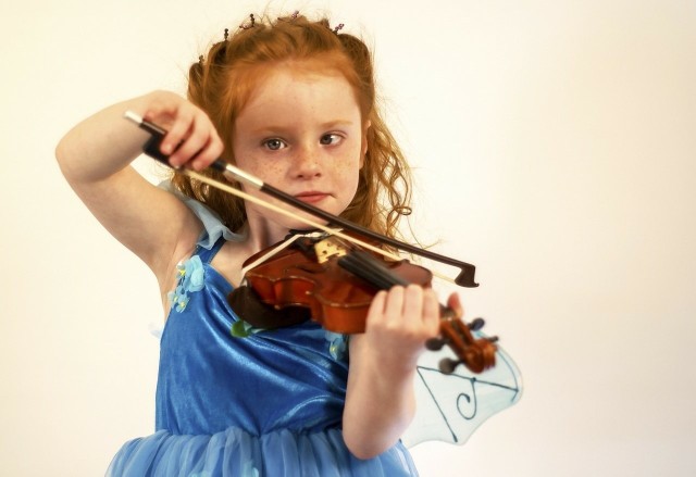 W tegorocznym Konkursie Bachowskim udział weźmie ok. 100 skrzypków, altowiolistów i wiolonczelistów ze szkół muzycznych z całego kraju.