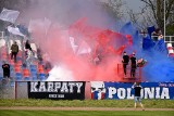 4 liga podkarpacka. Polonia Przemyśl przegrała z Karpatami Krosno 0:2 [ZDJĘCIA, KIBICE]