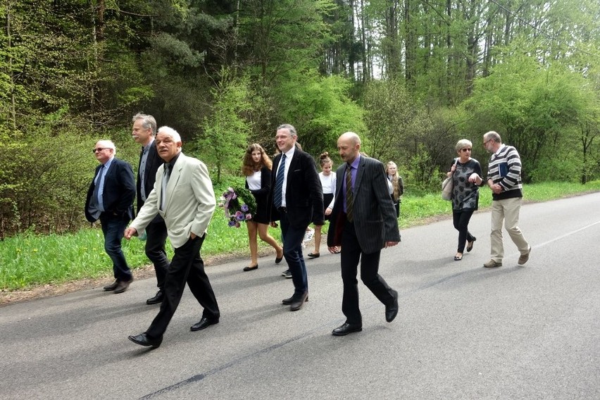 Dąbrowa Górnicza: jest tablica upamiętniająca Antoniego Ziębę ZDJĘCIA]