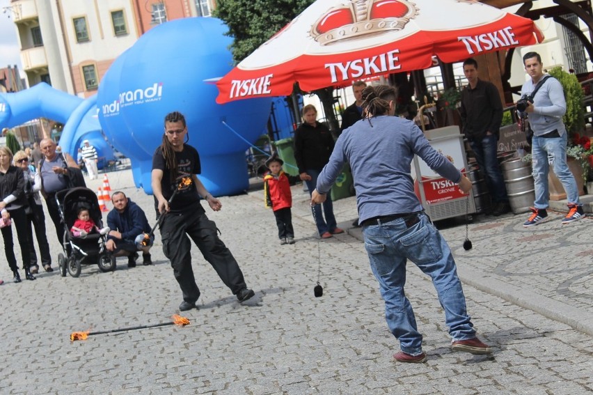 Jarmark na rynku i kolarski start [FOTO]