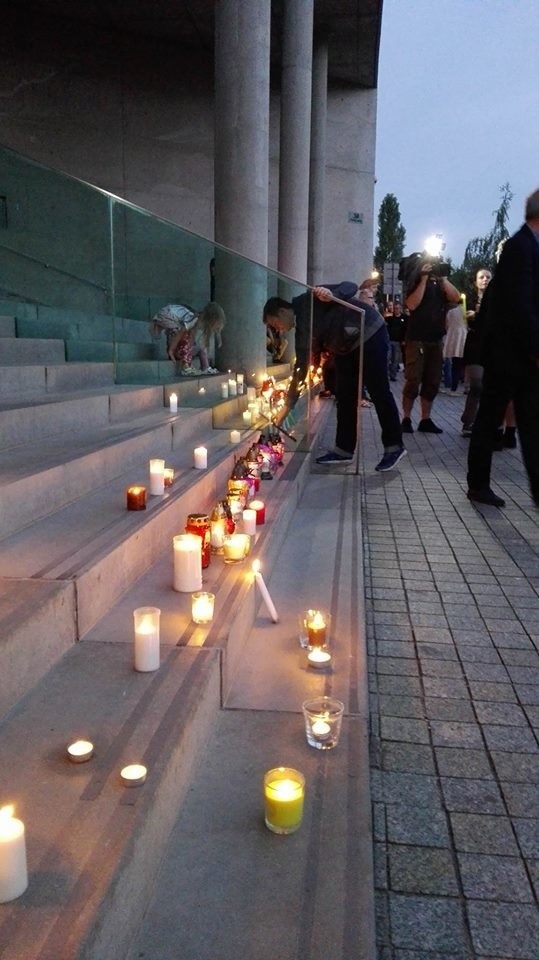 Pikieta i demonstracja przeciwko zmianom w sądownictwie...