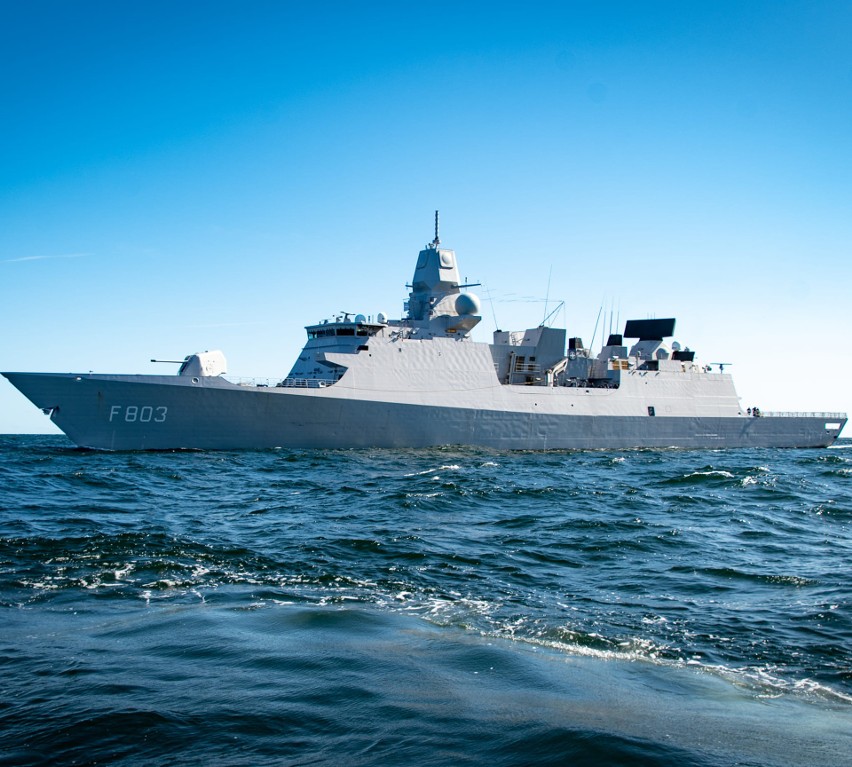 Okręty państw NATO biorą udział w ćwiczeniach Northern...