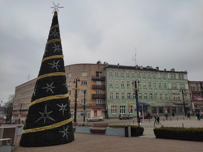 Plac Wolności w Zabrzu za kilka dni zapełni się świątecznym...