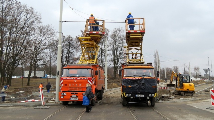 Wrocław: W trakcji tramwajowej na Kozanów już płynie prąd