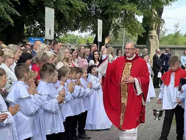 Uroczysta pierwsza komunia święta w parafii świętego Marcina w Opatowie