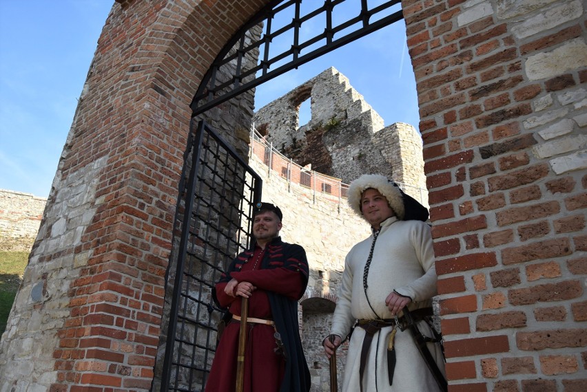 Bramy zamku Tenczyn latem będą otwierane codziennie