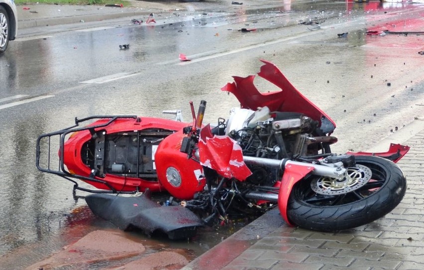 Tragedia na drodze w Szewnie. Nie żyje motocyklista